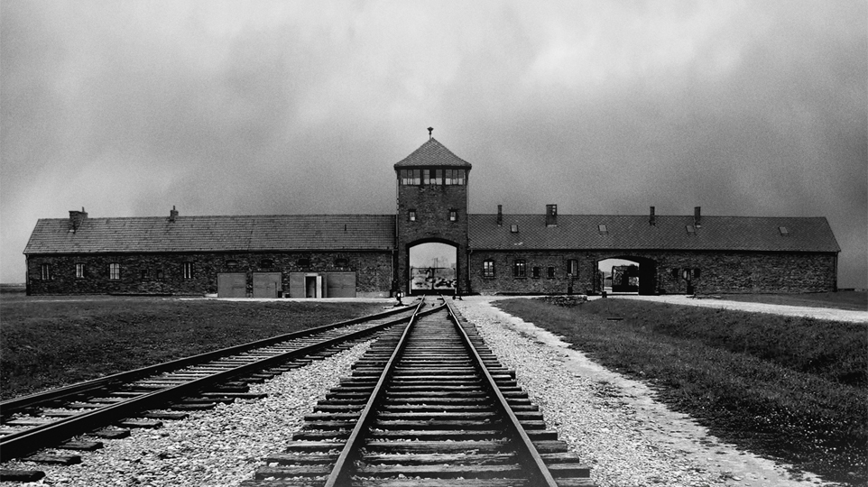 Auschwitz puerta de la muerte